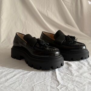 Leather chunky platform tassle loafers black size 9